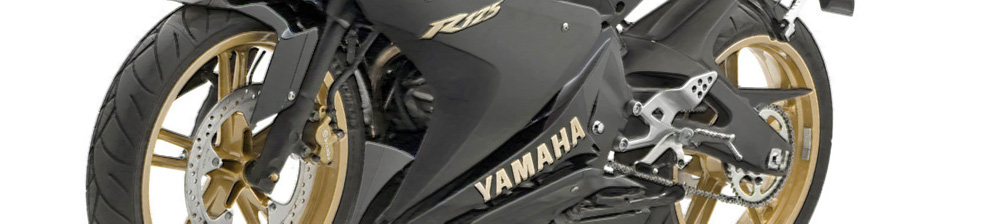 Yamaha Yzf R125 в тёмном цвете вид сбоку