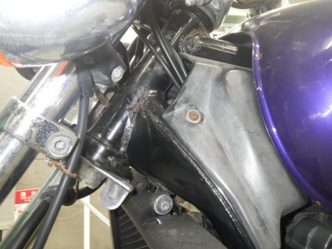 Стальная рама на японском мотоцикле модели Honda Magna 750