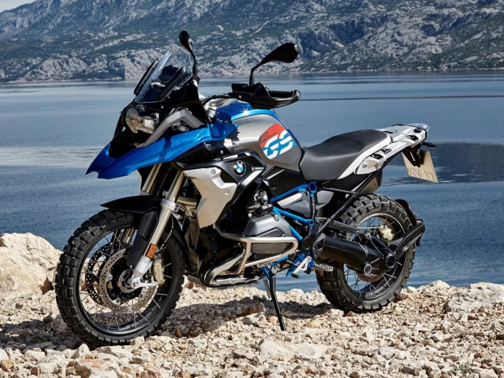 Внешний вид туристического байка BMW R1200GS от немецкого производителя