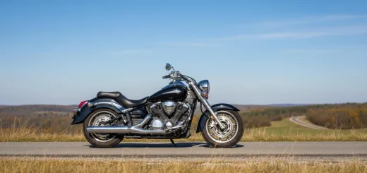 Yamaha XV1900A Midnight Star вид сбоку 2008 года выпуска