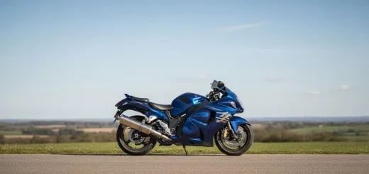 Сузуки Хаябутса 1300R вид сбоку