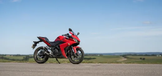 YZF R3 Yamaha в красном пластике 20185 года выпуска