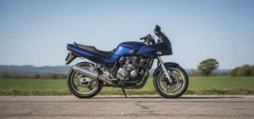 Kawasaki Xanthus 400 в тёмном цвете вид сбоку 1993 года