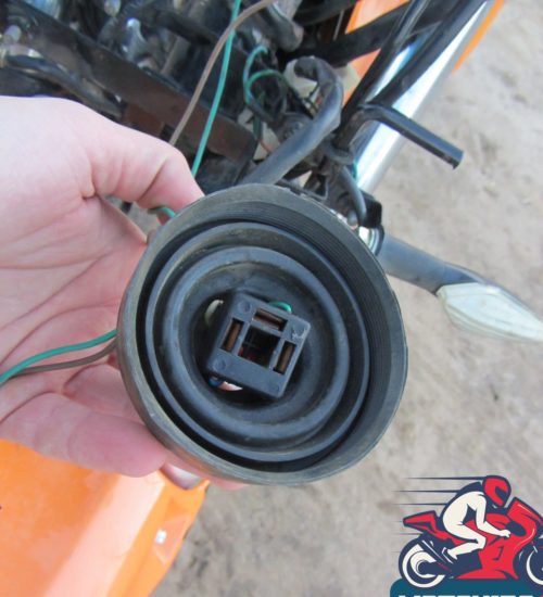 Соединительная колодка с защитным чехлом для фары мотоцикла Stels FLEX 250