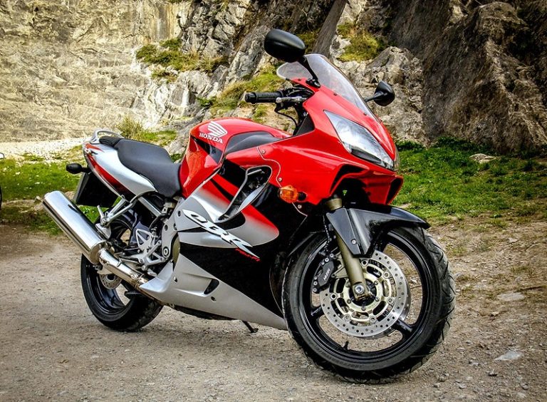 Honda cbr1000f технические характеристики