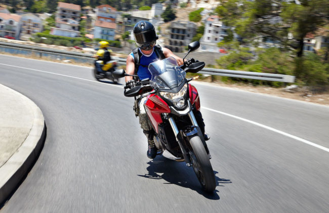 Внешний облик мотоцикла Honda VFR1200X Crosstourer класса туристический эндуро