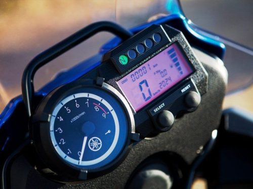 Панель приборов смешанного типа на мотоцикле Yamaha XT660Z Tenere