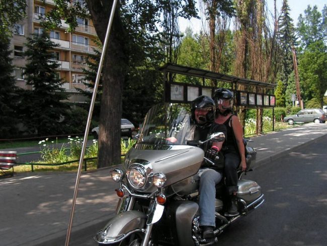 Поездка по городу с пассажиром на тяжелом байке Yamaha XVZ 1300 TF