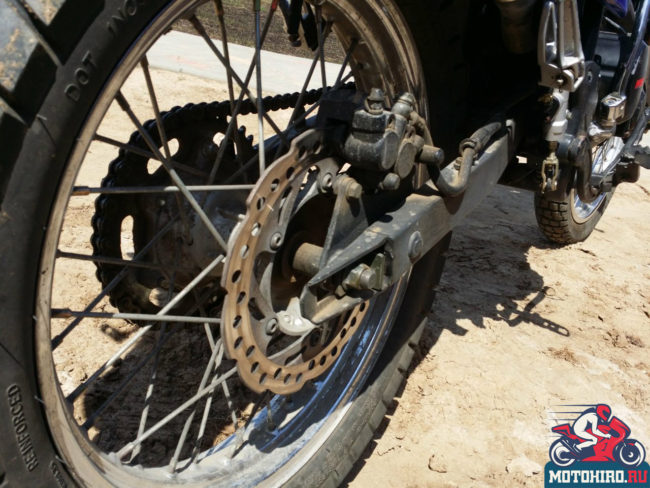 Тормозной диск заднего колеса на мотоцикле Irbis XR250R