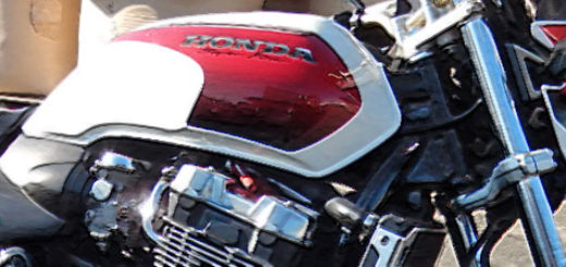 Honda CB1300SF вид сбоку в классическом цвете