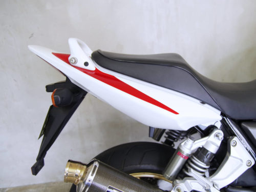 Удобная рукоятка для пассажира на японском байке Honda CB1300 версии SF