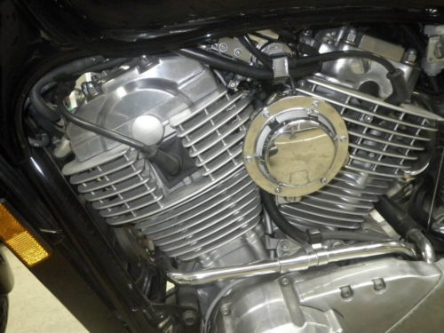 V-образный мотор на раме мотоцикла Honda Shadow 1100